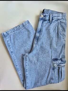 H&M Light Blue Men’s Cargo Jeans — Size 28